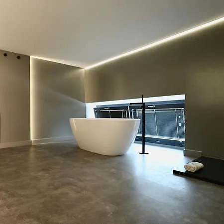 Διαμέρισμα 180 M2! Όλμπια