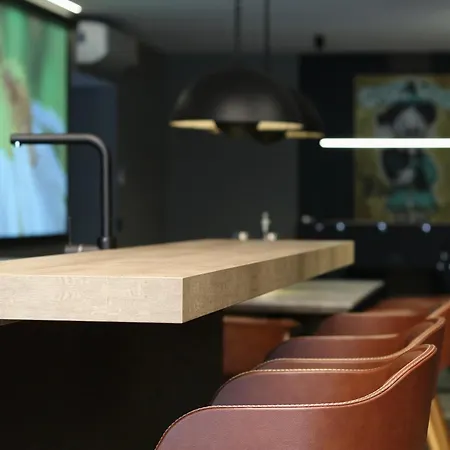 180 M2! Διαμέρισμα